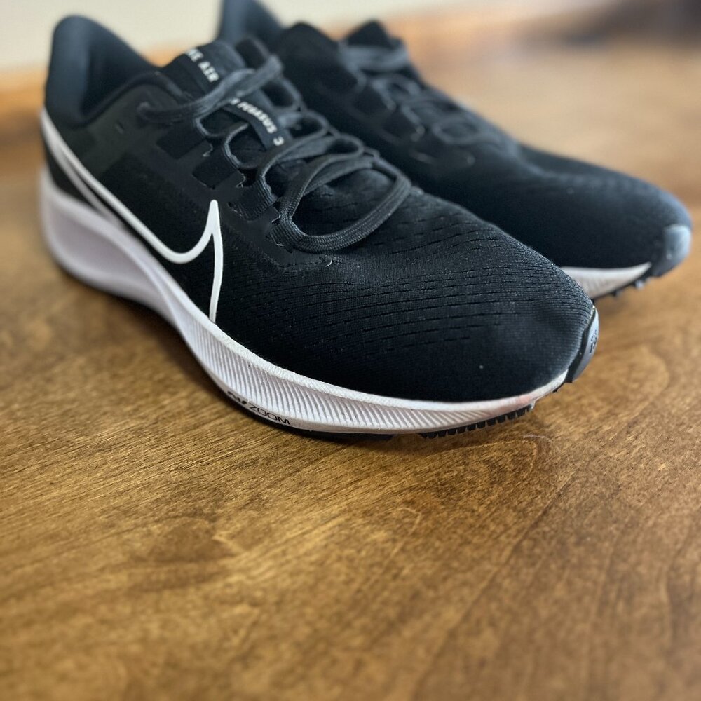 Nike Air Zoom Pegasus 38 Black White Running Shoes CZ1901-001 Men's Size 9